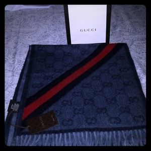 SOLD 🤩😀Nwt Gucci Monogrammed Scarf